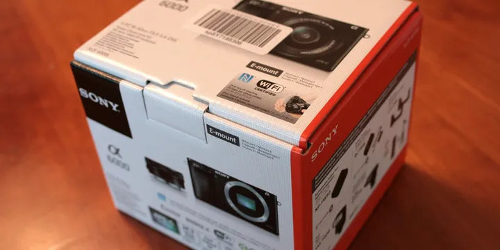 α6000買いました、が